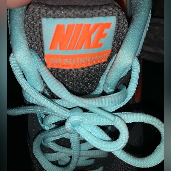 Nike Air Relentless Women's Teal and Orange Athletic Shoes - Picture 5 of 6